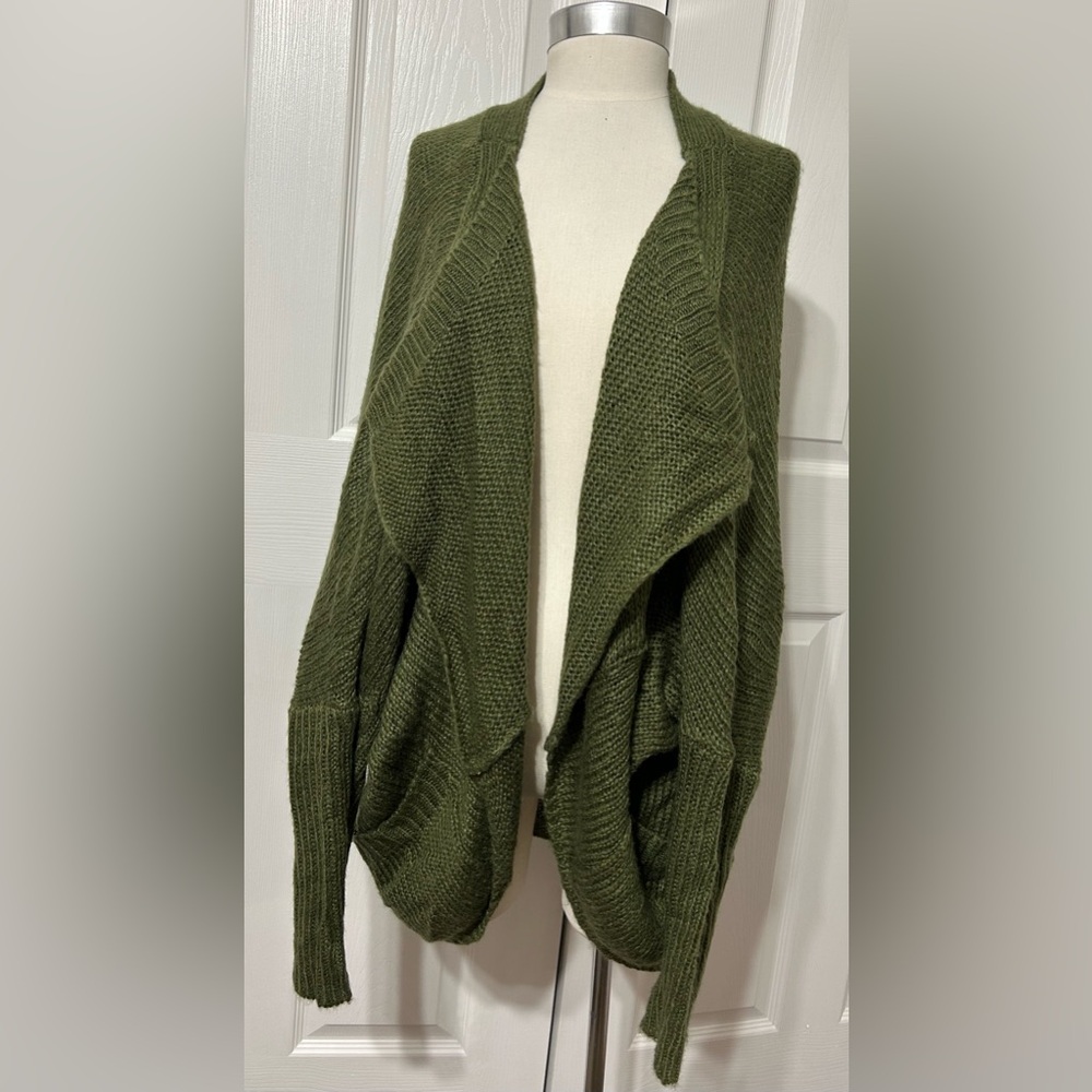 Mittoshop Women’s Olive Green Sweater Cardigan Oversized Size S